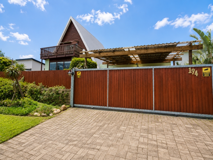4 Bedroom Property for Sale in Aston Bay Eastern Cape